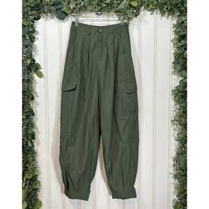PrettyLittleThing Khaki Parachute Oversized Shell Cargo Pants Streetwear size 0‎